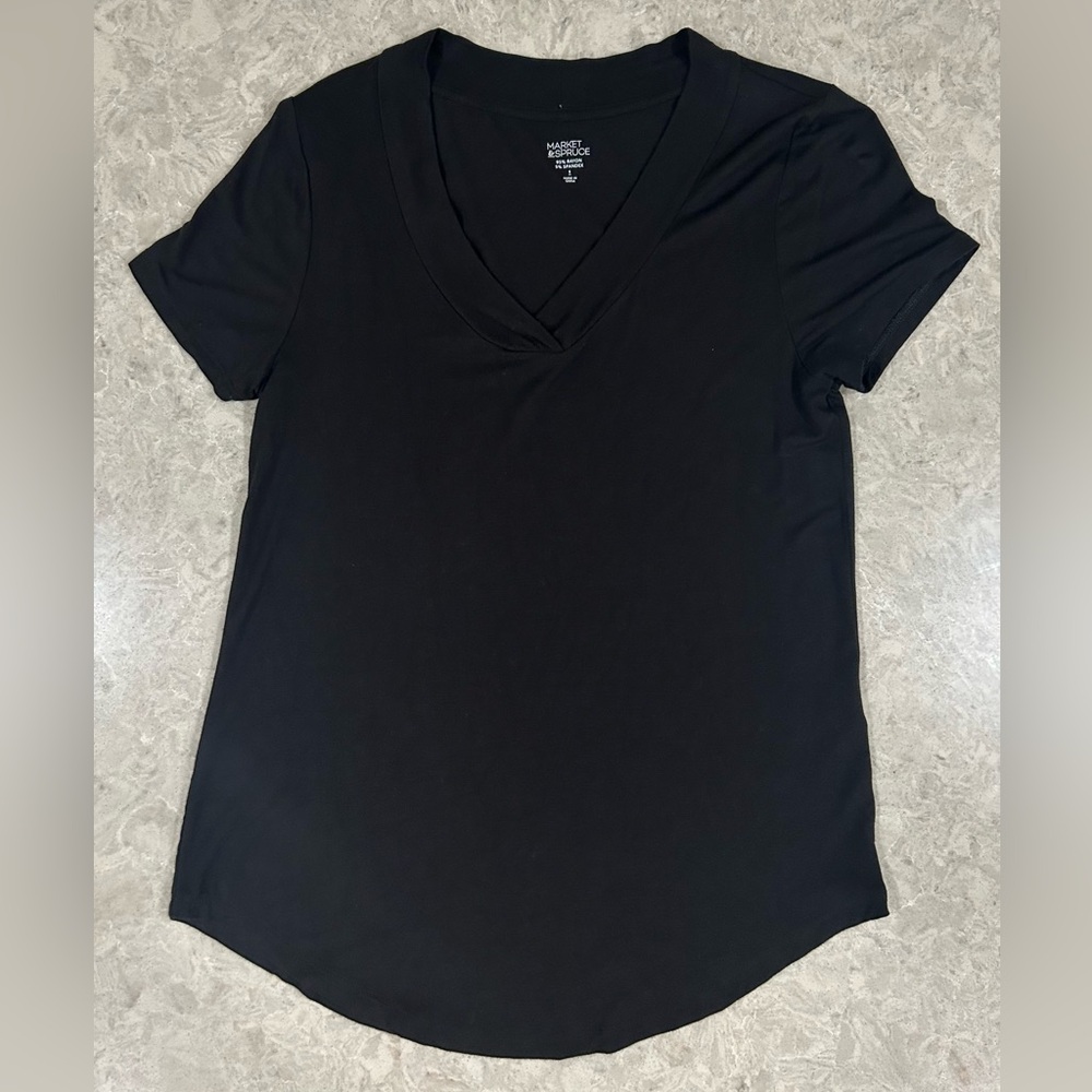 Market & Spruce Black Short Sleeve V-Neck Tee NWOT